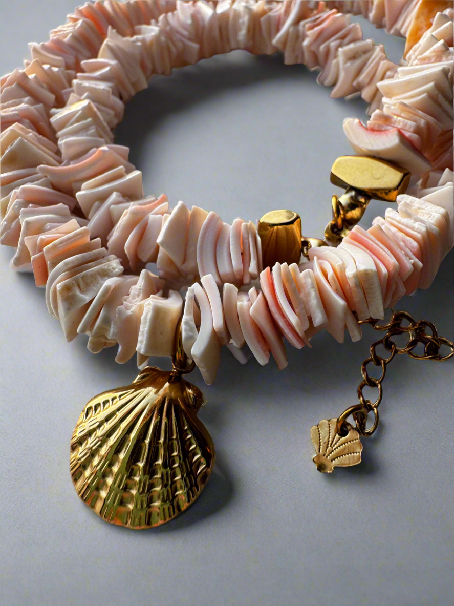 #corallia necklace
